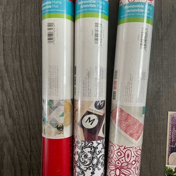 New Cricut Pattern Vinyl - Picture 2 of 4